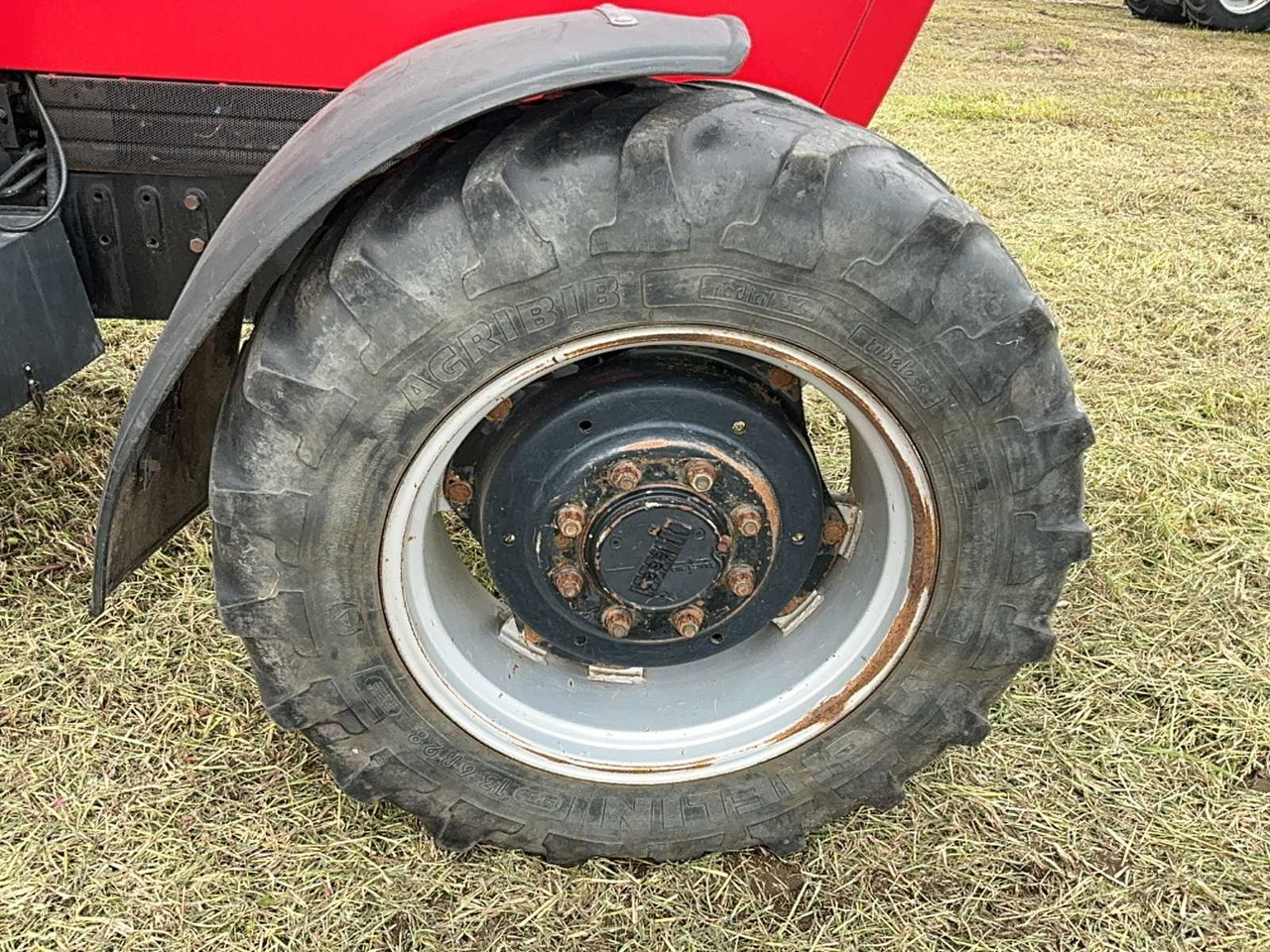 Tracteur agricole Case international 5130