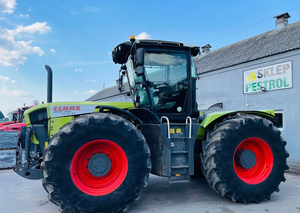 Tracteur agricole Claas 3800 TRAC VC