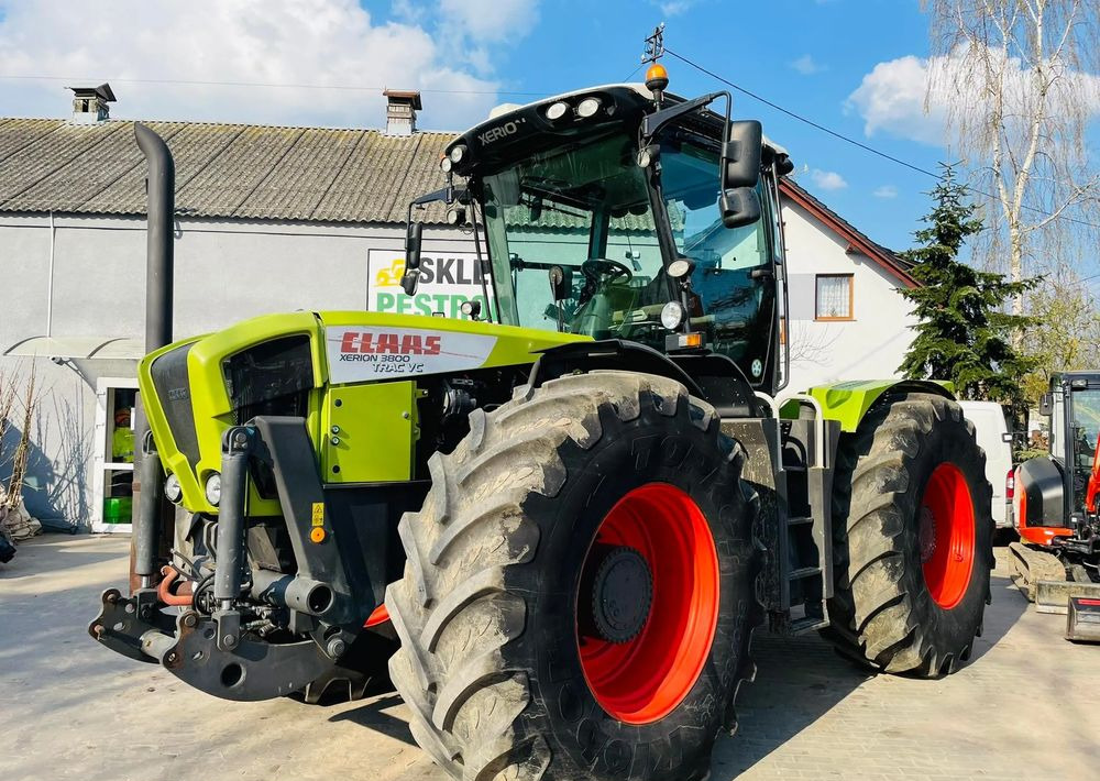 Tracteur agricole Claas 3800 TRAC VC