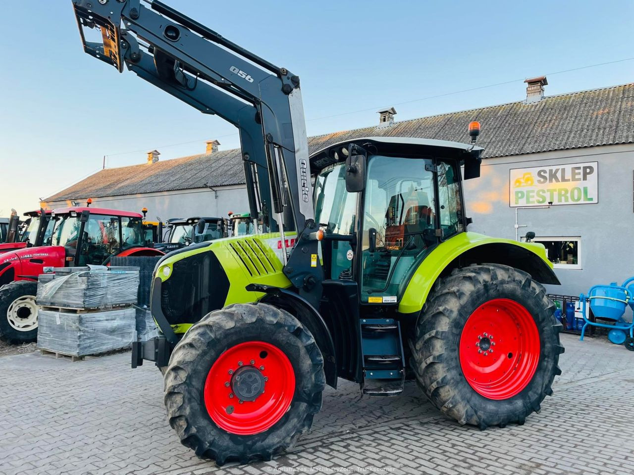 Tracteur agricole Claas ARION