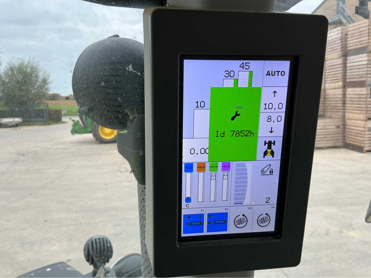 Tracteur agricole Claas ARION 660