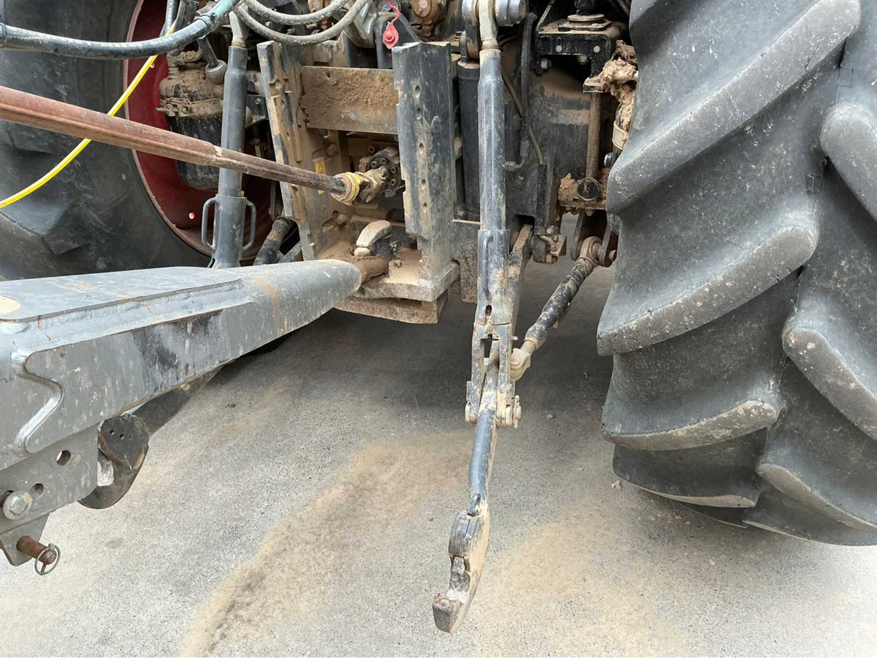 Tracteur agricole Claas ARION 660