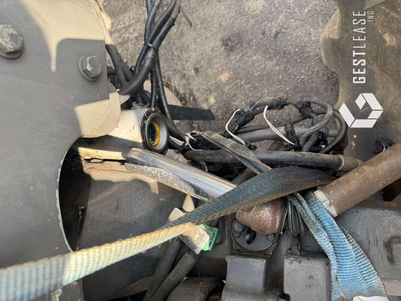 Tracteur agricole Claas AXION 820