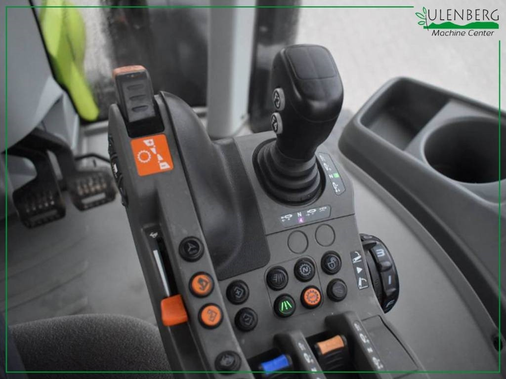 Tracteur agricole Claas AXION 850