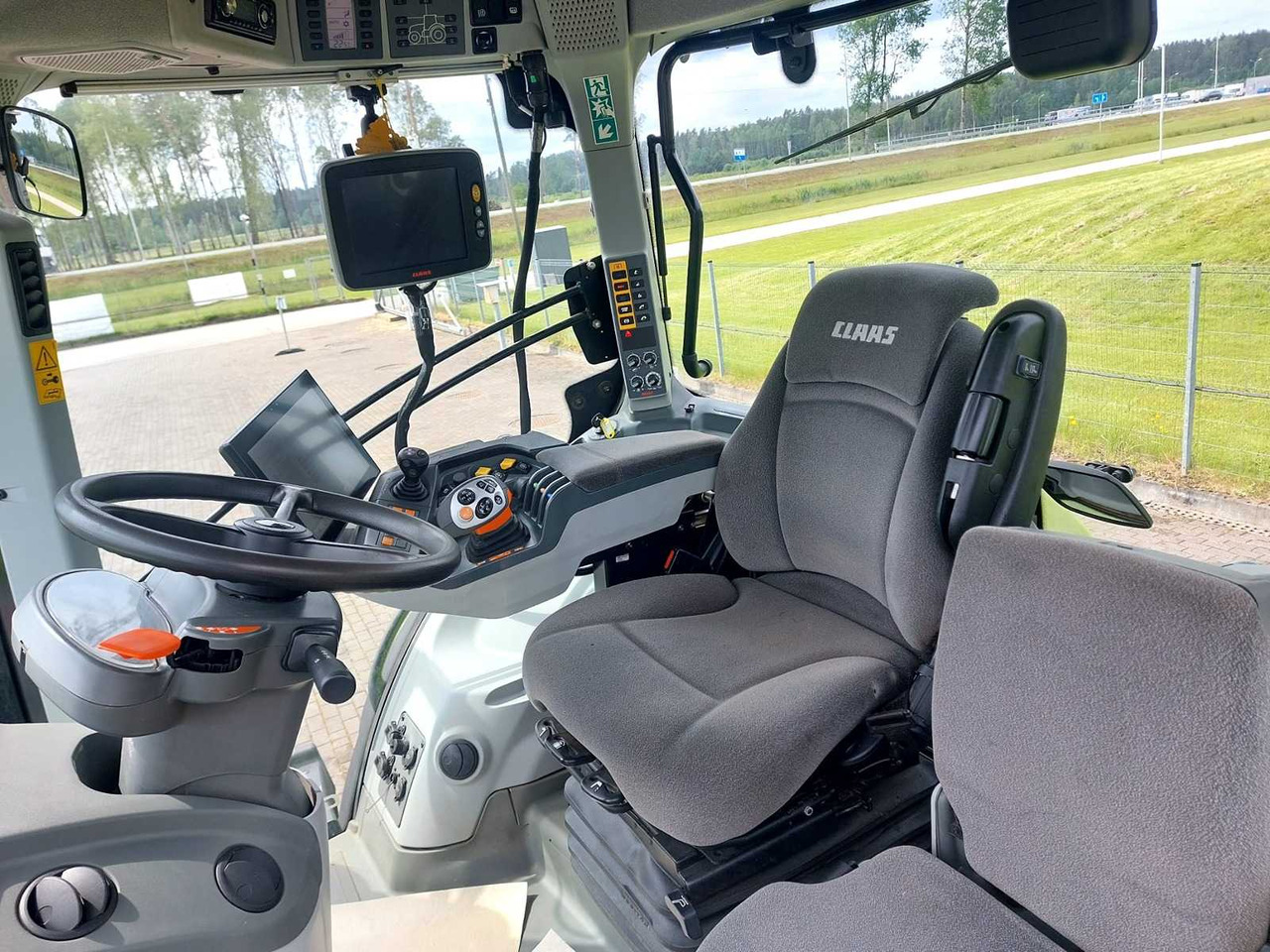 Tracteur agricole Claas AXION 950
