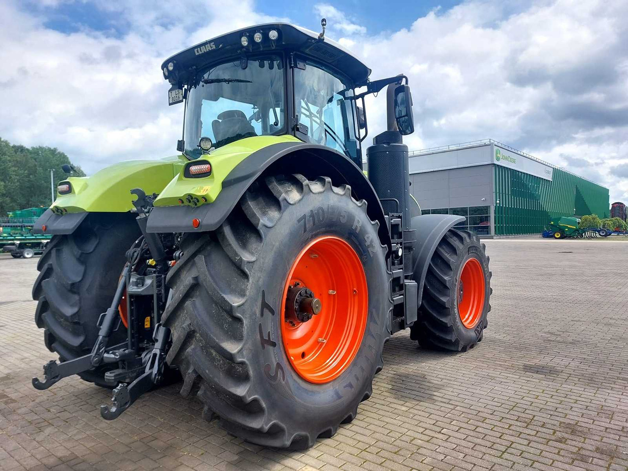 Tracteur agricole Claas AXION 950