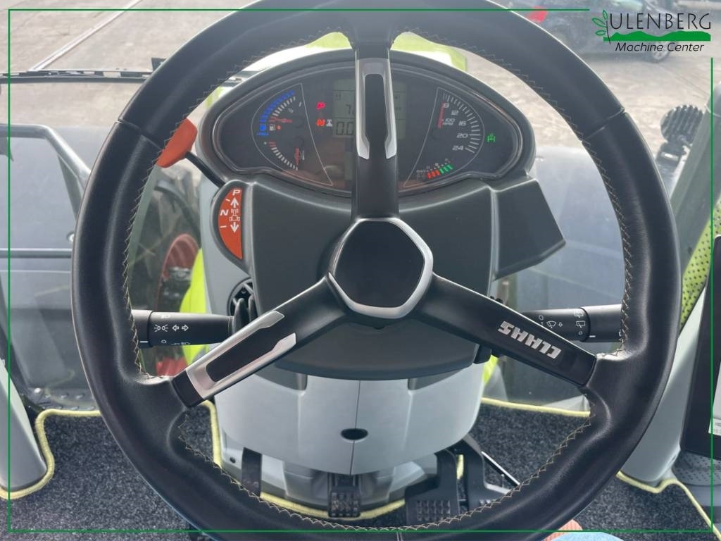 Tracteur agricole Claas AXION 960 TT