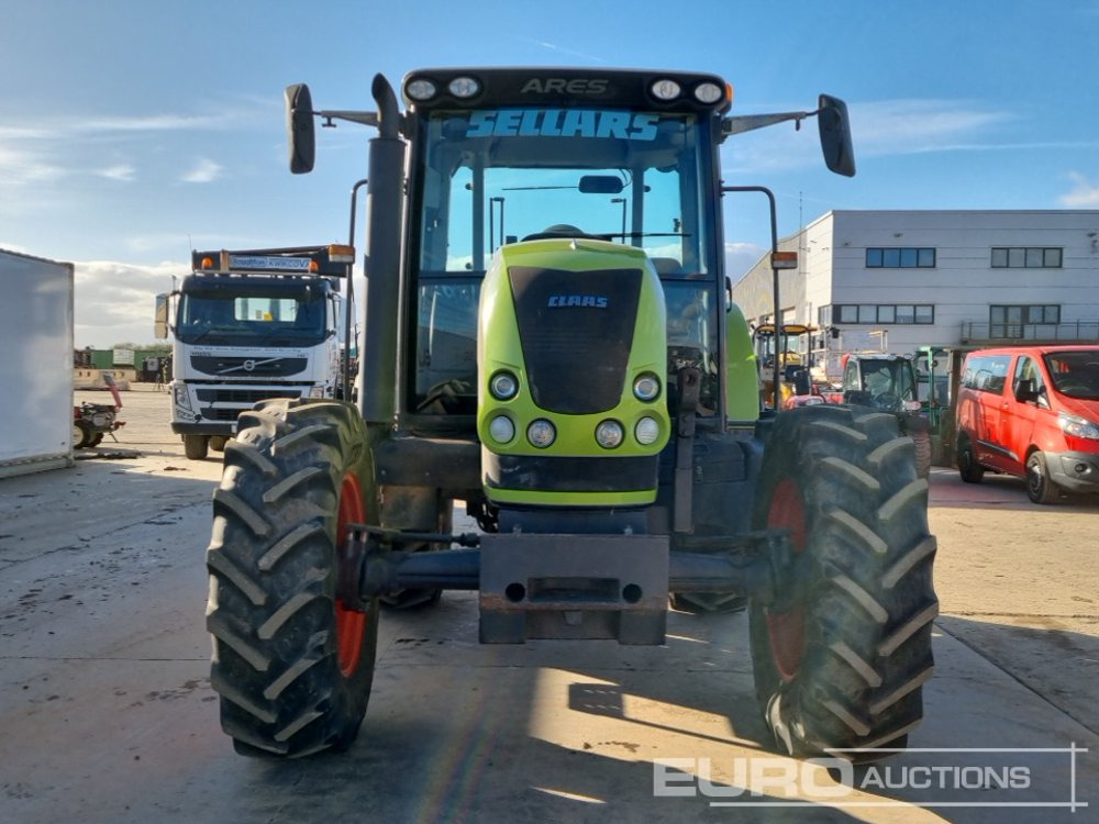 Tracteur agricole Claas Ares 577 ATZ
