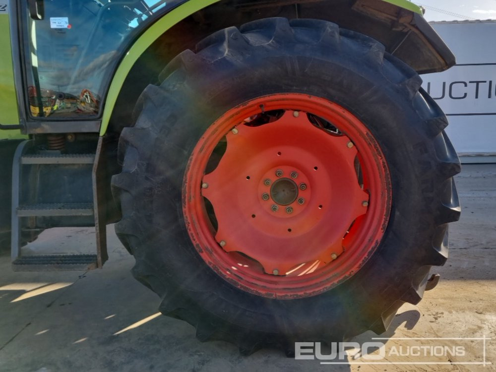 Tracteur agricole Claas Ares 577 ATZ
