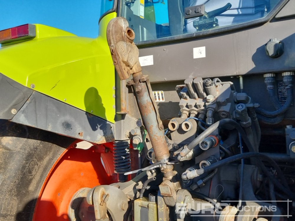Tracteur agricole Claas Ares 577 ATZ