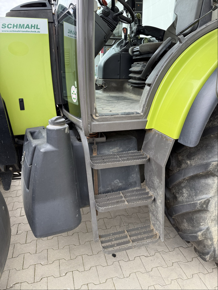 Tracteur agricole Claas Ares 657 ATZ