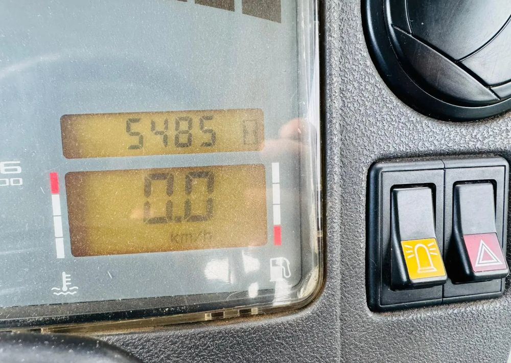 Tracteur agricole Claas Ares 657 ATZ