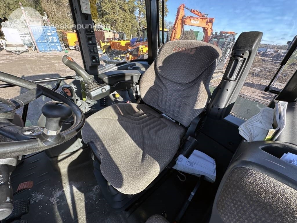 Tracteur agricole Claas Arion 410