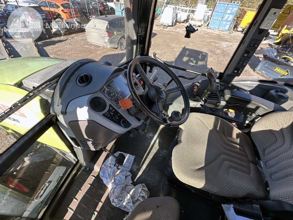 Tracteur agricole Claas Arion 410