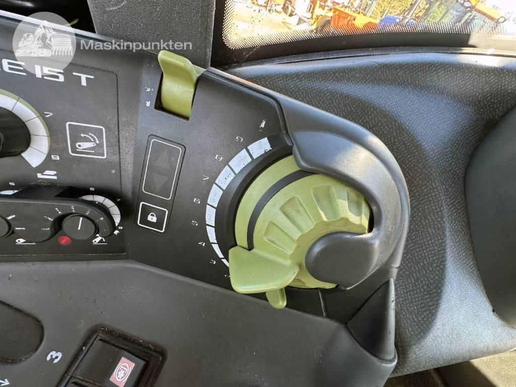 Tracteur agricole Claas Arion 410