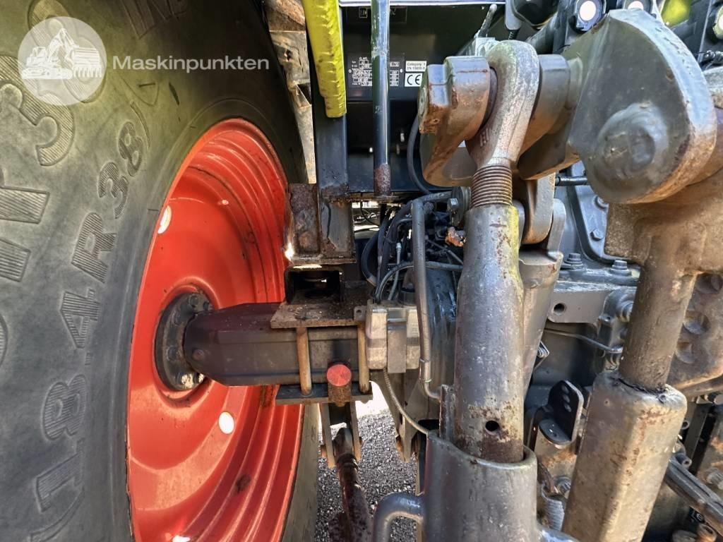 Tracteur agricole Claas Arion 410