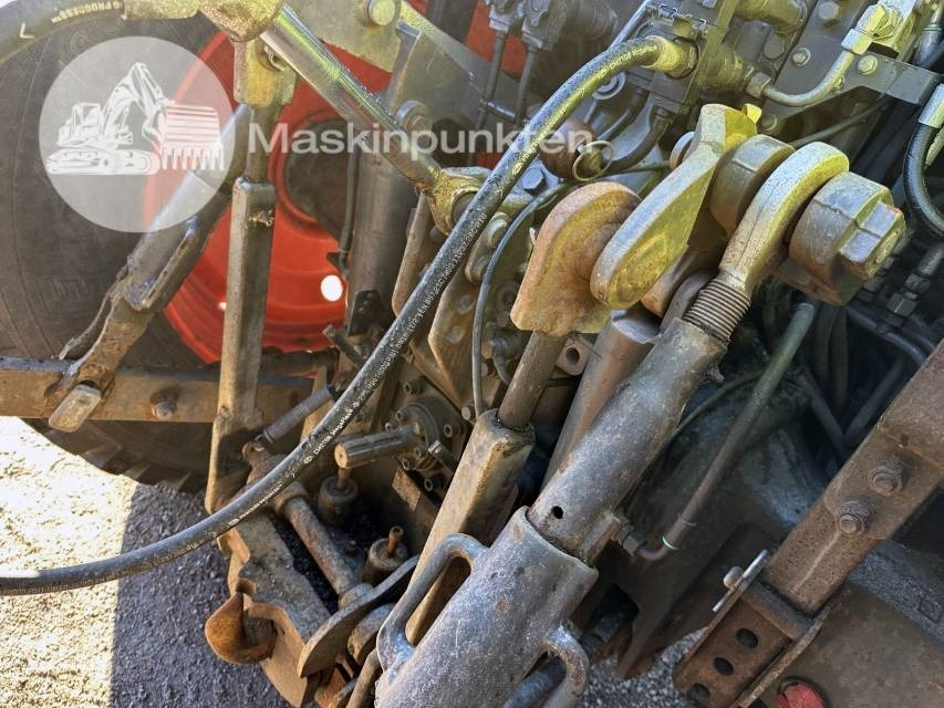 Tracteur agricole Claas Arion 410