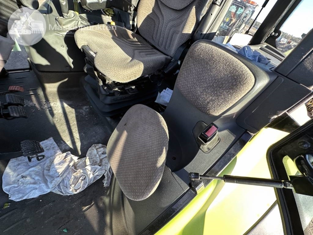 Tracteur agricole Claas Arion 410
