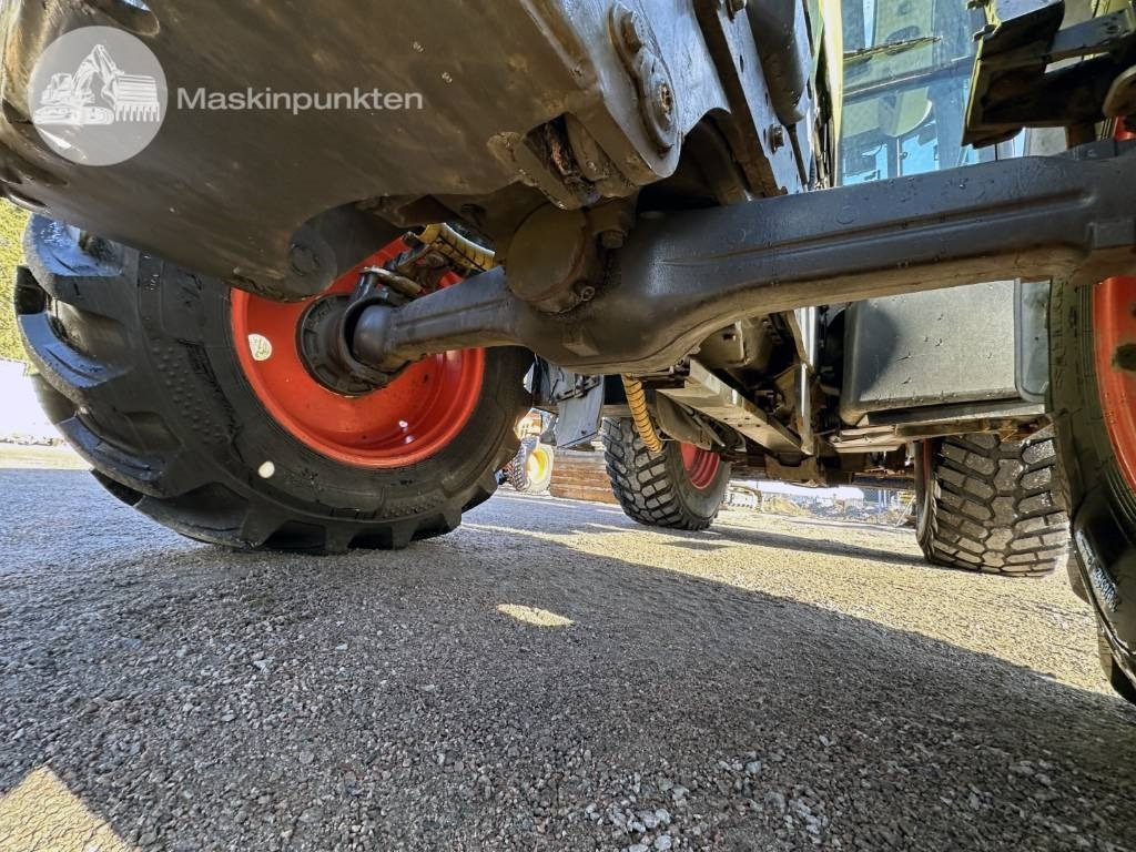 Tracteur agricole Claas Arion 410