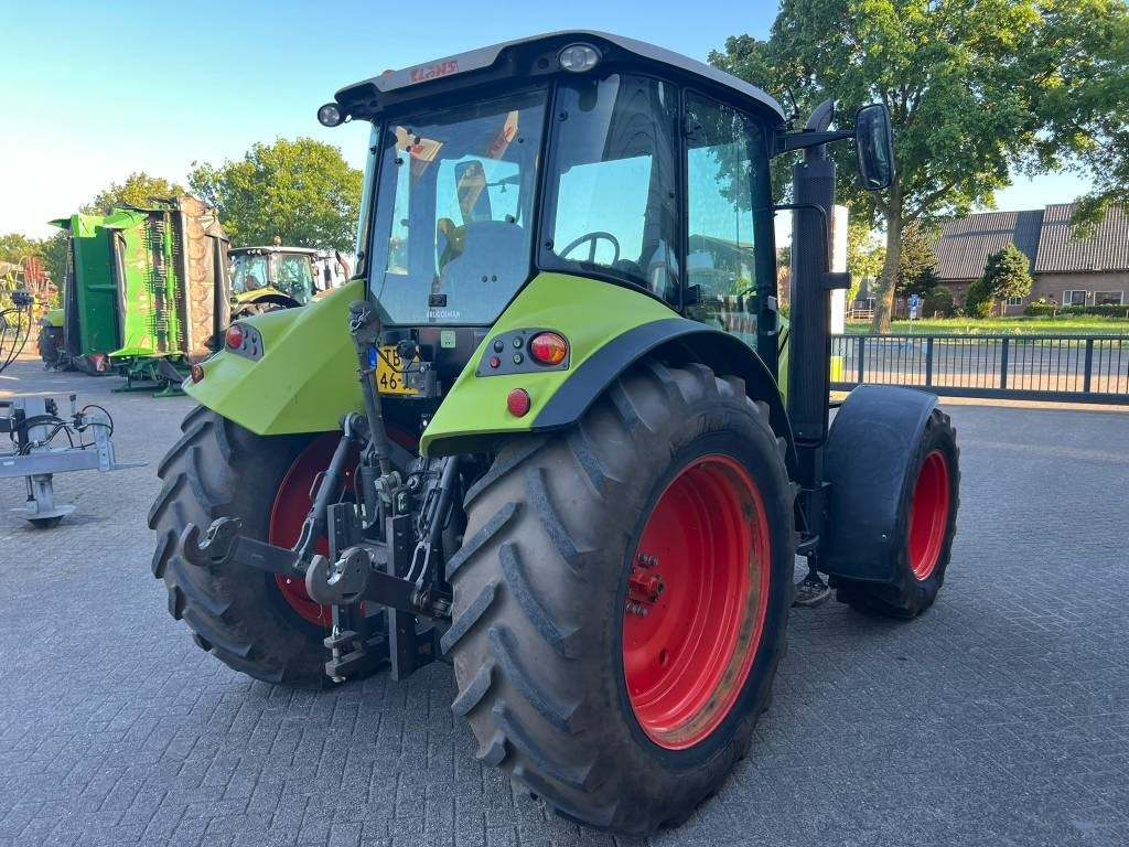 Tracteur agricole Claas Arion 410