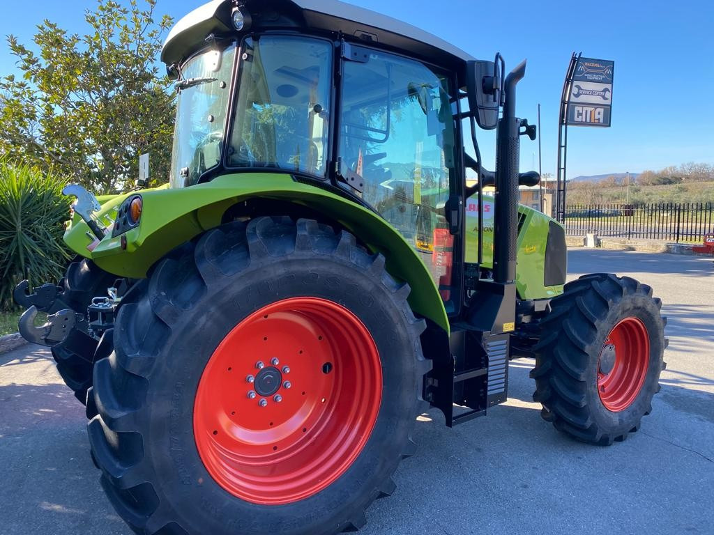 Tracteur agricole Claas Arion 420