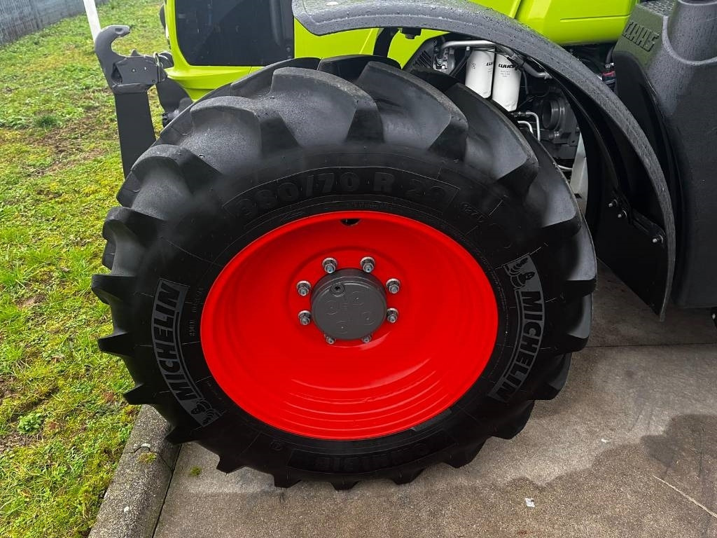 Tracteur agricole Claas Arion 430