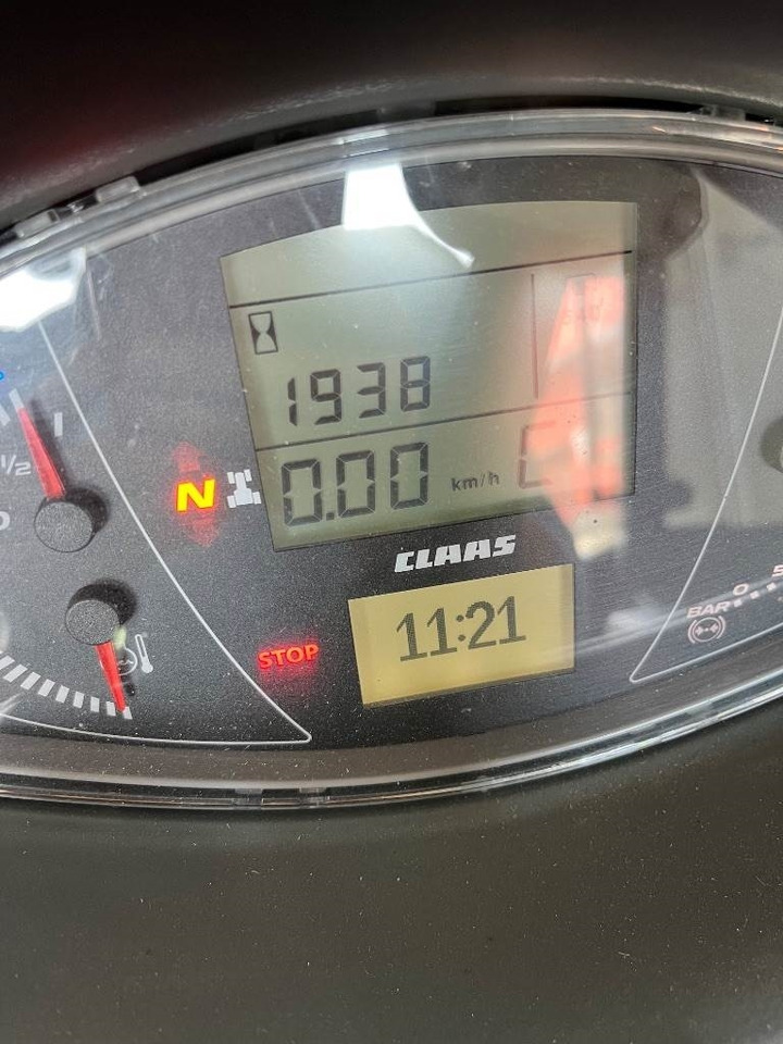 Tracteur agricole Claas Arion 440