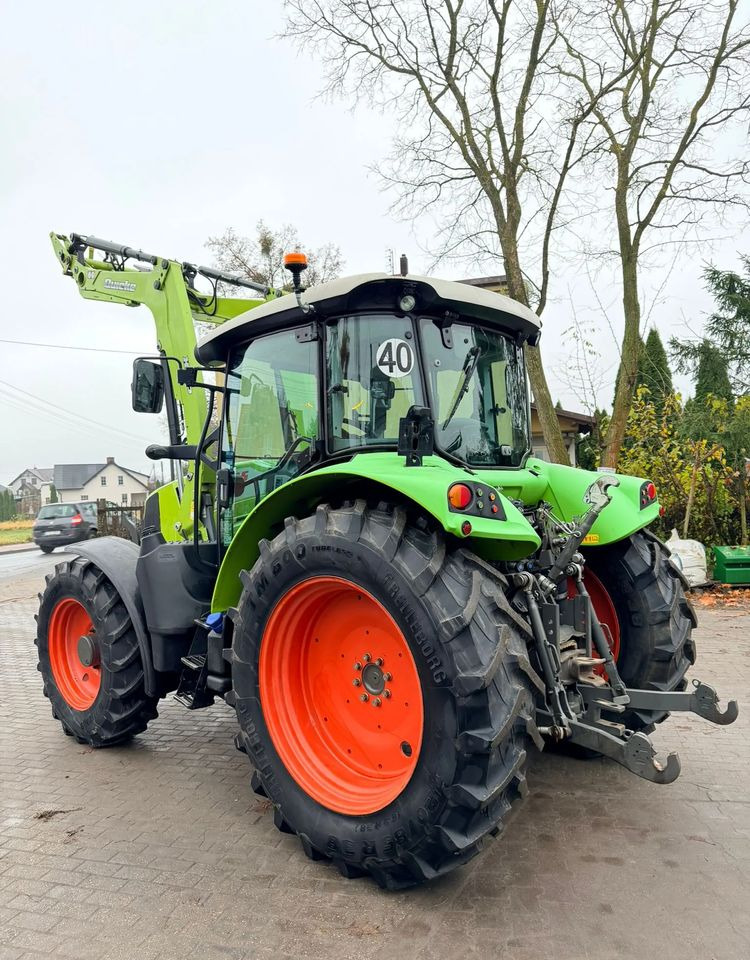 Tracteur agricole Claas Arion 440