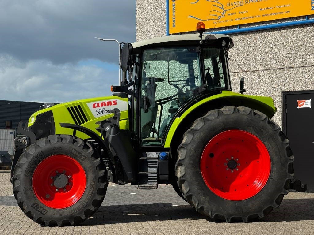 Tracteur agricole Claas Arion 450 CIS