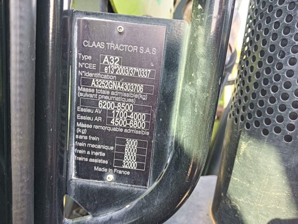 Tracteur agricole Claas Arion 460