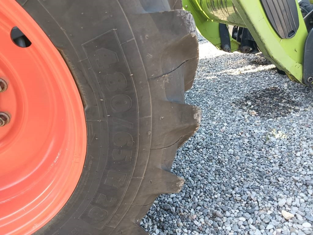 Tracteur agricole Claas Arion 460