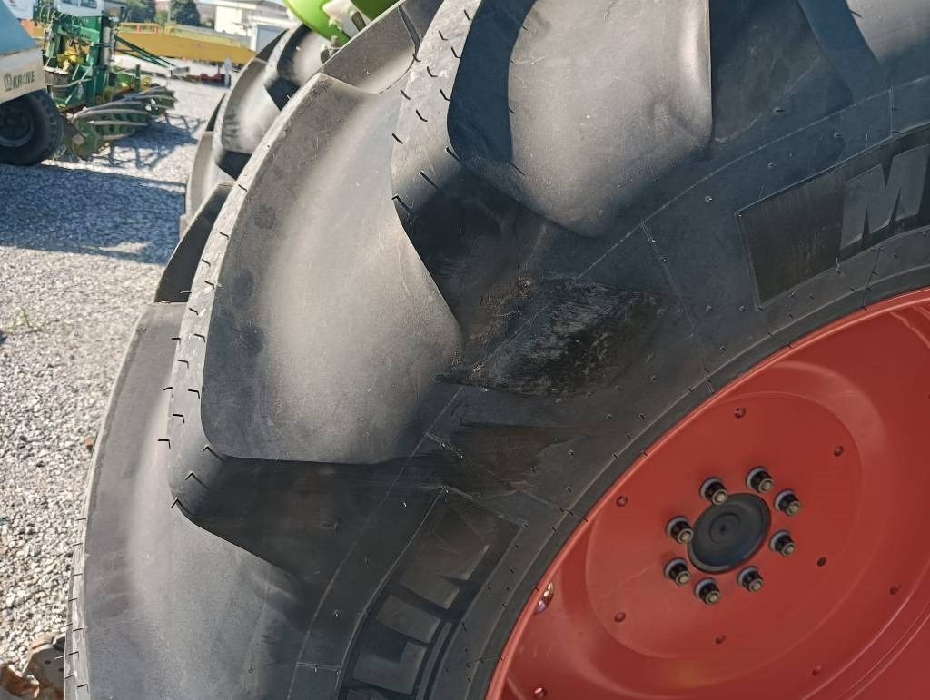 Tracteur agricole Claas Arion 460