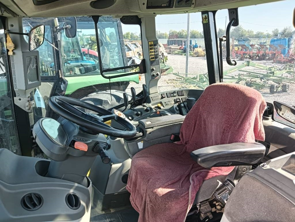 Tracteur agricole Claas Arion 460
