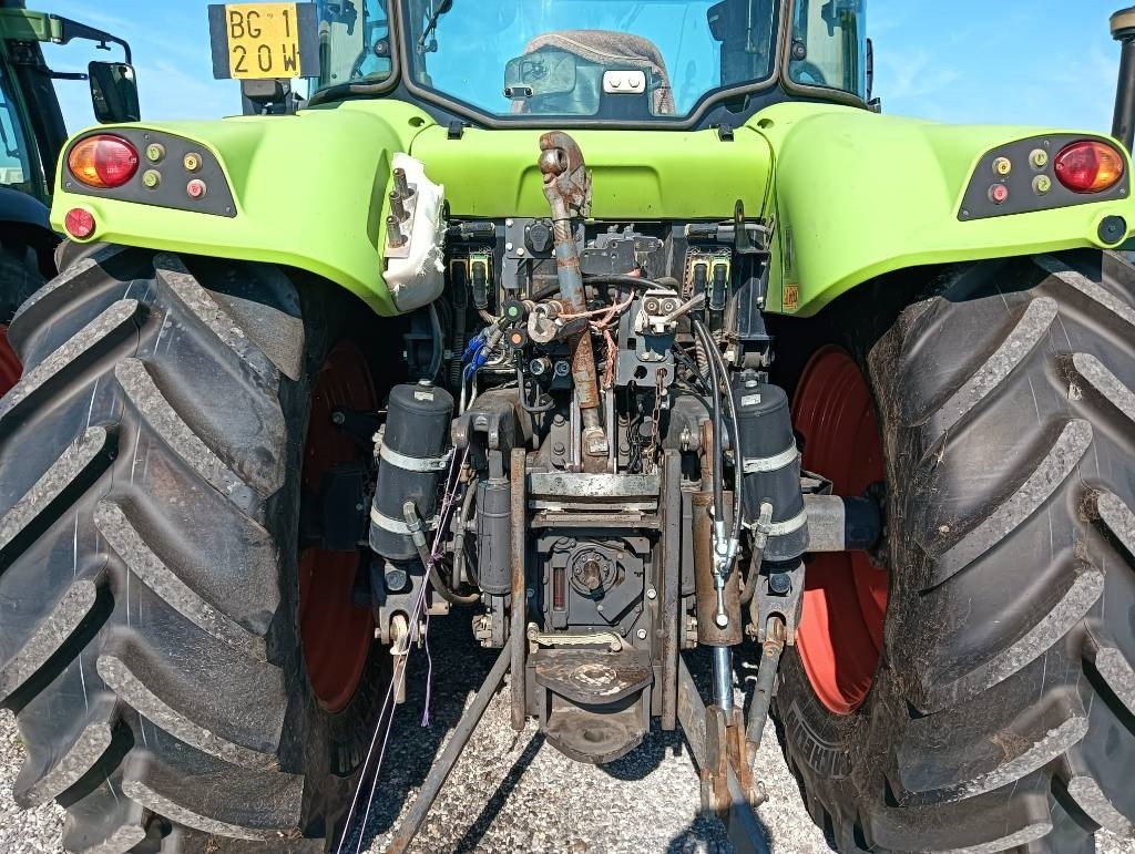 Tracteur agricole Claas Arion 460