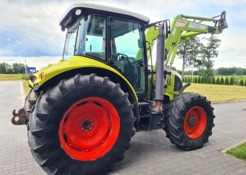 Tracteur agricole Claas Arion 530