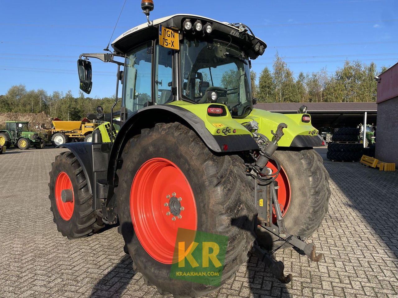 Tracteur agricole Claas Arion 530