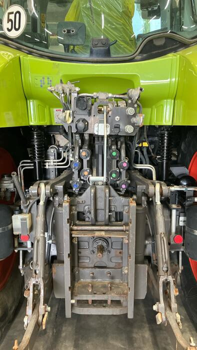 Tracteur agricole Claas Arion 540