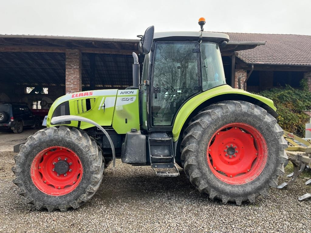 Tracteur agricole Claas Arion 610 C