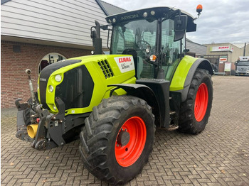 Tracteur agricole Claas Arion 610 CIS 