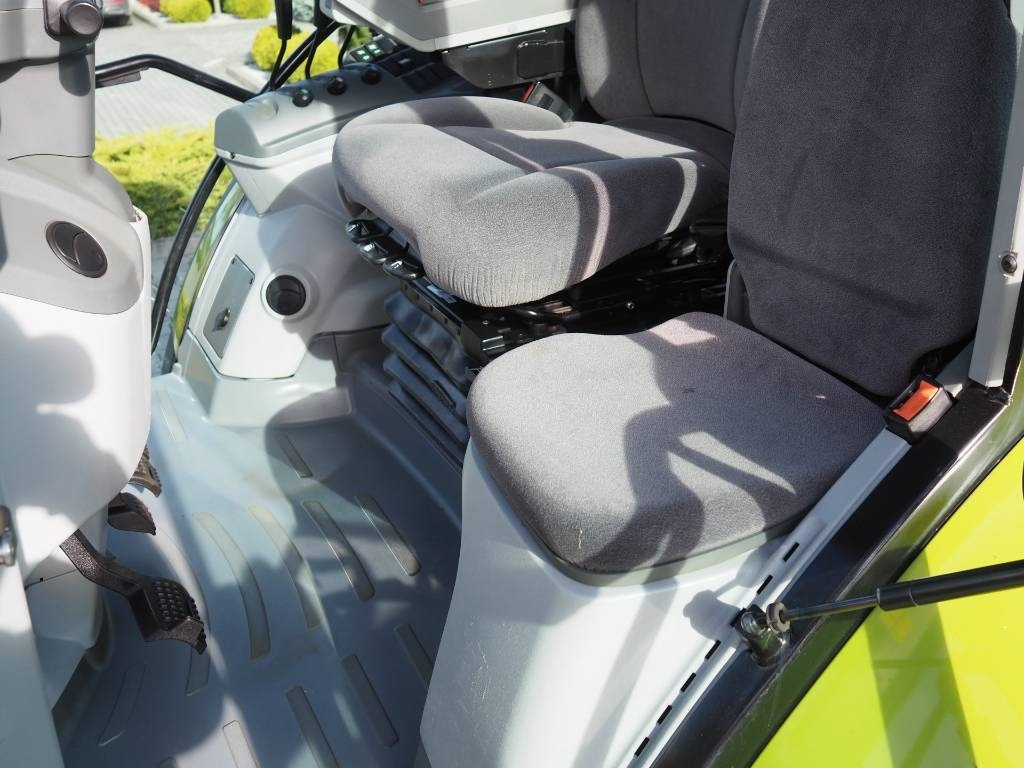 Tracteur agricole Claas Arion 610 CIS