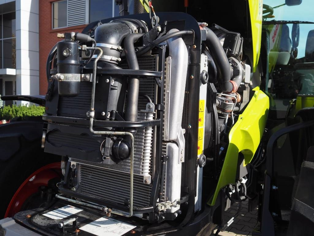 Tracteur agricole Claas Arion 610 CIS