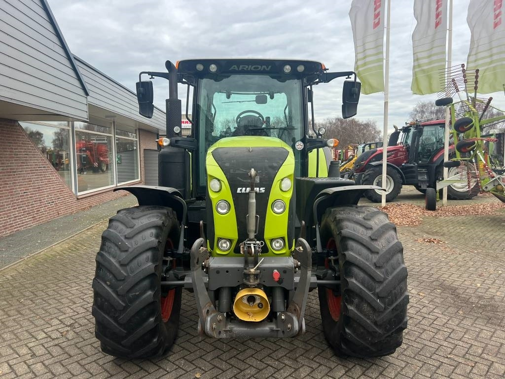Tracteur agricole Claas Arion 610 CIS