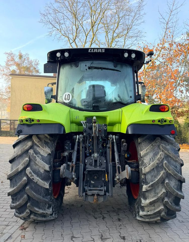 Tracteur agricole Claas Arion 610 CIS