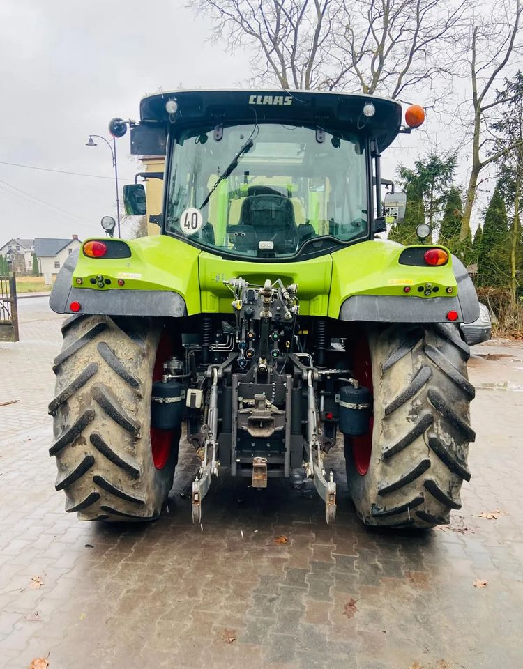 Tracteur agricole Claas Arion 620
