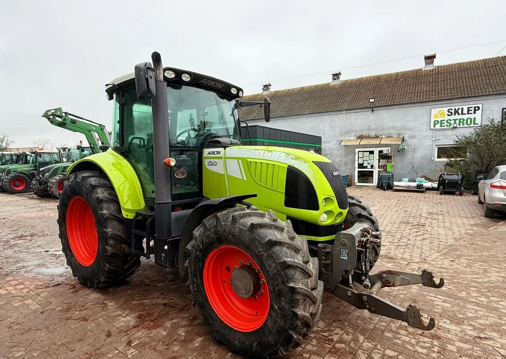 Tracteur agricole Claas Arion 620