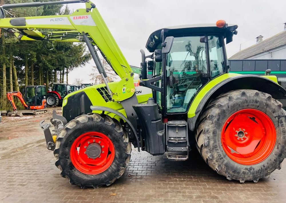Tracteur agricole Claas Arion 620