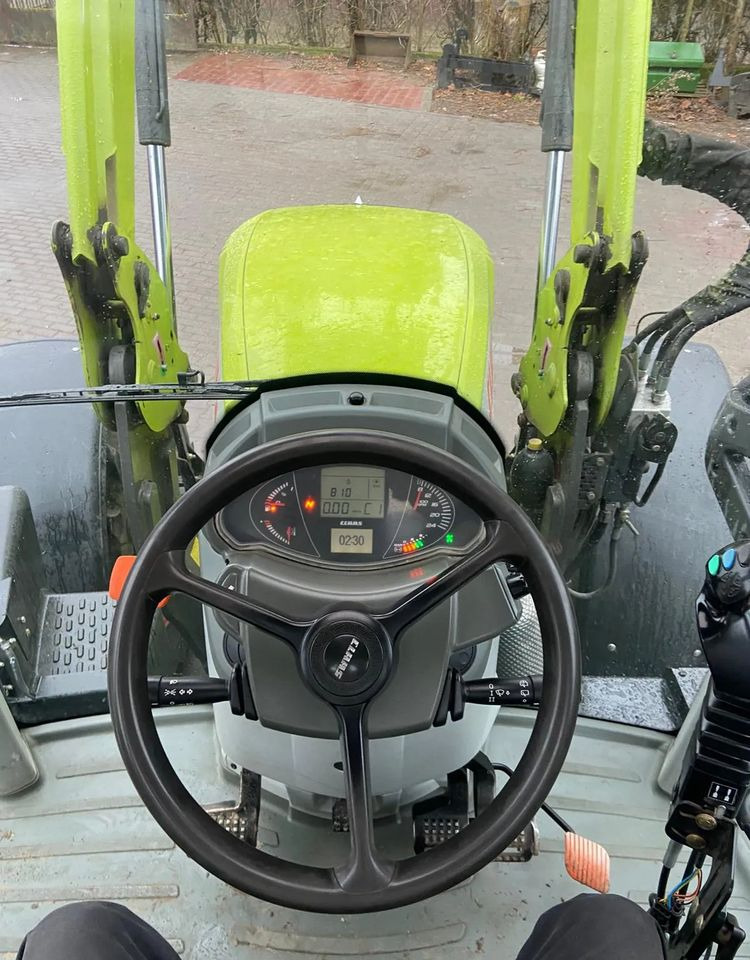 Tracteur agricole Claas Arion 620