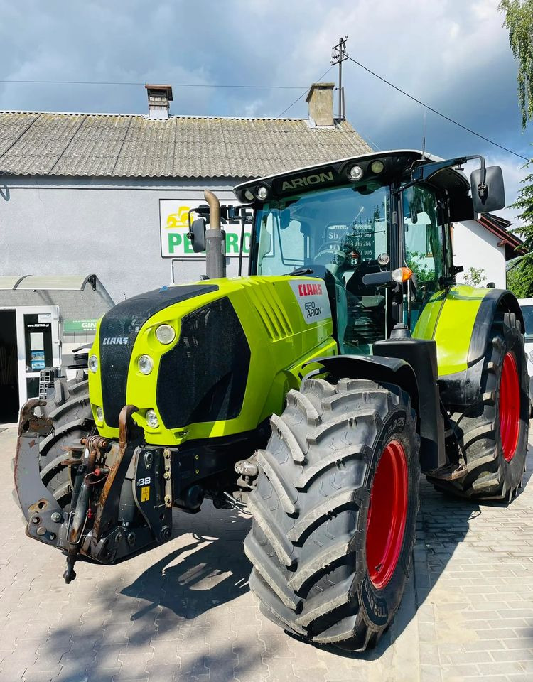 Tracteur agricole Claas Arion 620