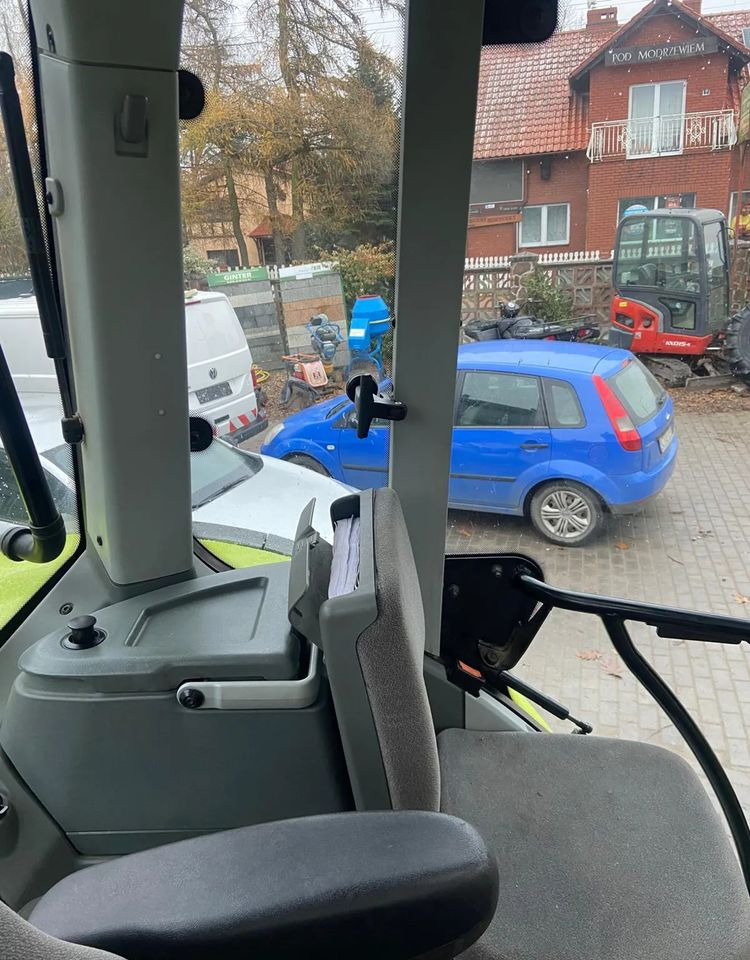 Tracteur agricole Claas Arion 620