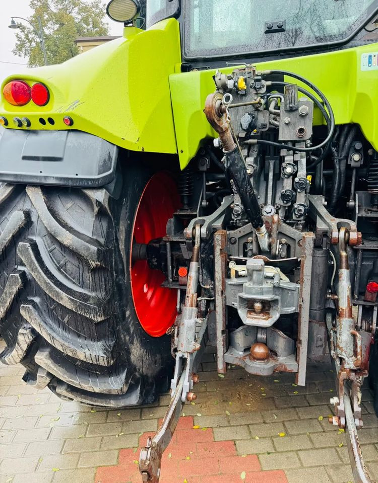 Tracteur agricole Claas Arion 630